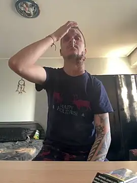 Snapshot of BWC69_69_69 chatting on 01/06/25, 01:41 BWC69 69 69 online show from 01/06/25, 01:41