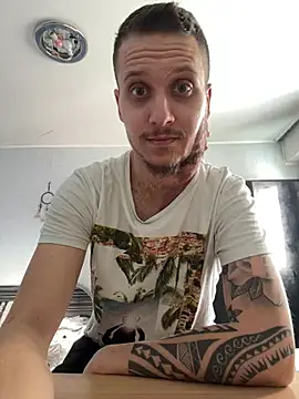 Snapshot of BWC69_69_69 chatting on 02/06/25, 12:26 BWC69 69 69 online show from 02/06/25, 12:26