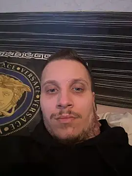 Snapshot of BWC69_69_69 chatting on 02/07/25, 04:14 BWC69 69 69 online show from 02/07/25, 04:14