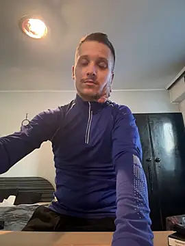 Snapshot of BWC69_69_69 chatting on 02/22/25, 03:36 BWC69 69 69 online show from 02/22/25, 03:36