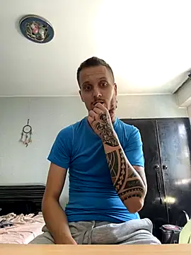 Snapshot of BWC69_69_69 chatting on 09/30/25, 10:09 BWC69 69 69 online show from 09/30/25, 10:09