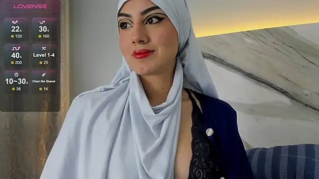 fatimarab online show from 02/17/25, 07:42