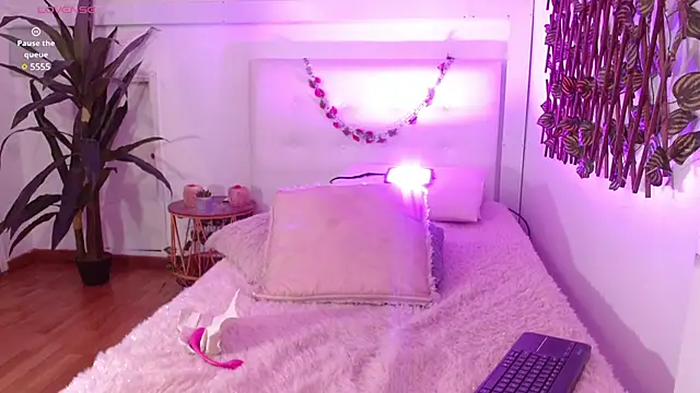 sweet blueberry  online show from 03/10/25, 04:46