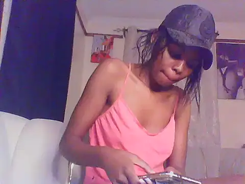 sweetanabella4 online show from 06/18/26, 07:08