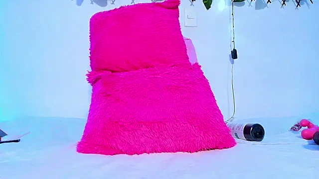 Aleesha 17 online show from 12/07/24, 10:34