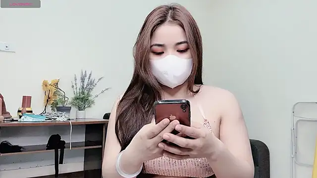 LyLy Office online show from 02/25/25, 02:03