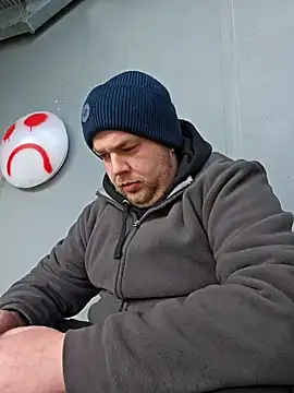 Snapshot of PupW0lfy chatting on 01/07/25, 11:26 PupW0lfy online show from 01/07/25, 11:26