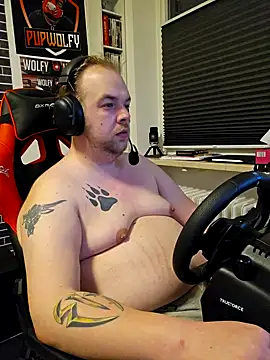 Snapshot of PupW0lfy chatting on 02/02/25, 06:10 PupW0lfy online show from 02/02/25, 06:10