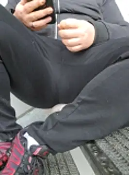 Snapshot of PupW0lfy chatting on 10/16/25, 10:16 PupW0lfy online show from 10/16/25, 10:16