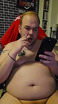 Snapshot of PupW0lfy chatting on 11/24/25, 03:45 PupW0lfy online show from 11/24/25, 03:45