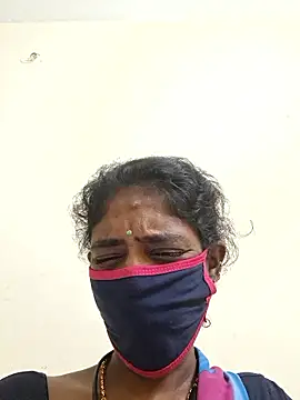 Snapshot of Tamil--Rani chatting on 01/12/26, 03:06 Tamil--Rani online show from 01/12/26, 03:06