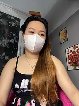 Snapshot of Odette68 chatting on 10/01/25, 01:33 Odette68 online show from 10/01/25, 01:33