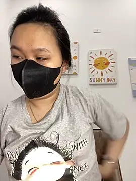 Snapshot of Odette68 chatting on 10/14/25, 09:21 Odette68 online show from 10/14/25, 09:21