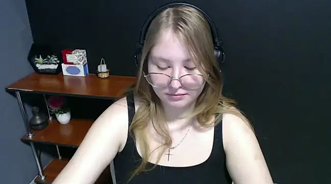 lady minx online show from 01/24/25, 10:53