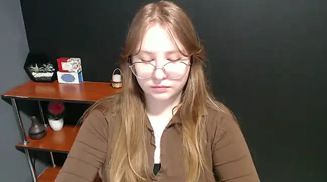 lady minx online show from 01/28/25, 07:22