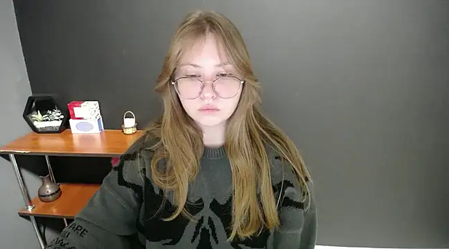 lady minx online show from 02/10/25, 07:15