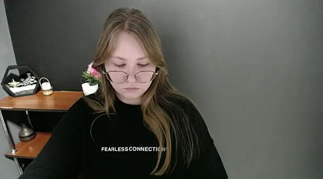 lady minx online show from 02/20/25, 12:25