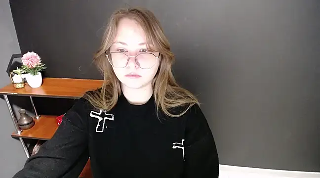 lady minx online show from 02/25/25, 07:31
