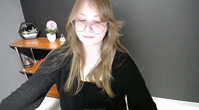 lady minx online show from 02/28/25, 10:30