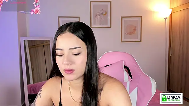 Veronica isaza   online show from 11/04/25, 12:26