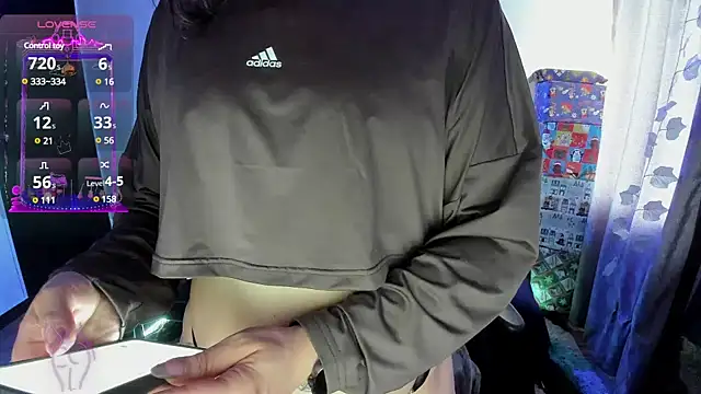 cocochanell6666 online show from 12/24/24, 09:55