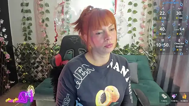 cocochanell6666 online show from 09/30/25, 09:14