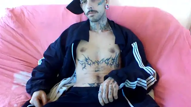 Snapshot of sellvageria chatting on 11/08/25, 02:17 sellvageria online show from 11/08/25, 02:17