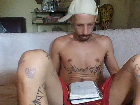 Snapshot of sellvageria chatting on 12/17/25, 07:31 sellvageria online show from 12/17/25, 07:31