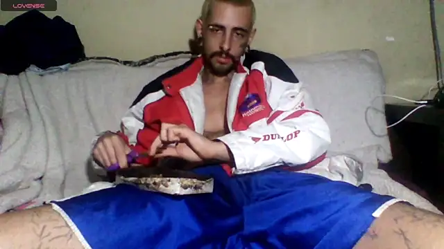 sellvageria online show from 05/19/26, 01:56