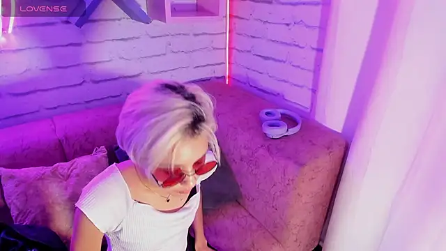 min minjil online show from 01/11/25, 12:07