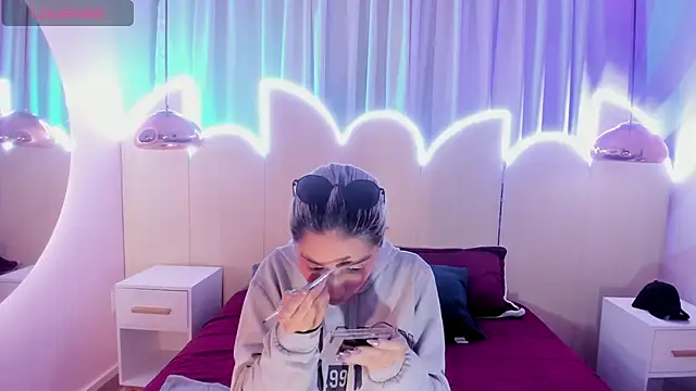 min minjil online show from 02/21/25, 12:17