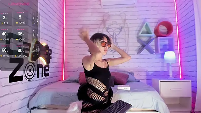 min minjil online show from 09/12/25, 07:14