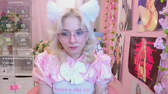 Snapshot of Coconut_Mia chatting on 02/04/25, 12:08 Coconut Mia online show from 02/04/25, 12:08
