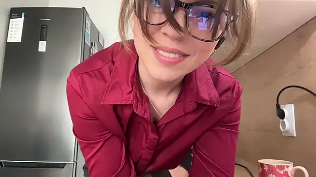 Victoria1Love online show from 05/16/26, 10:36