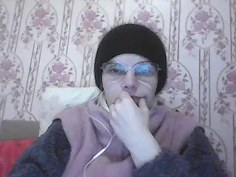 Snapshot of Musical__fantasy chatting on 11/19/25, 07:03 Musical fantasy online show from 11/19/25, 07:03