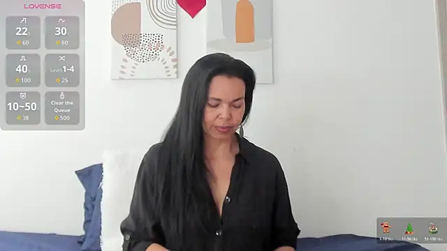 Evawalker  online show from 05/28/26, 02:58