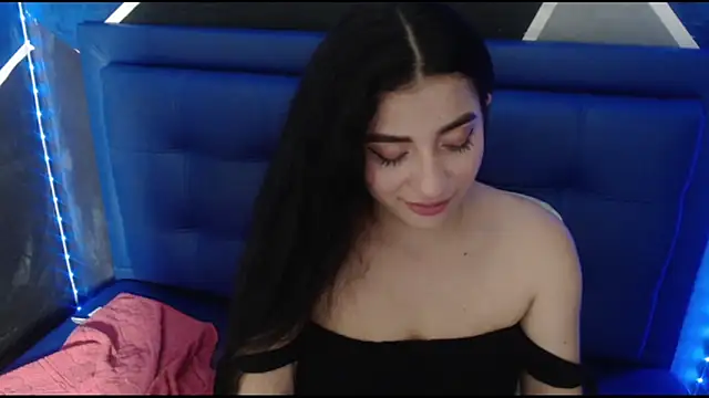 cherry modelx  online show from 10/03/25, 08:28