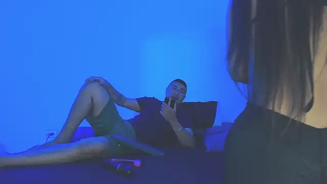 Snapshot of evanandsunny chatting on 09/29/25, 03:11 evanandsunny online show from 09/29/25, 03:11