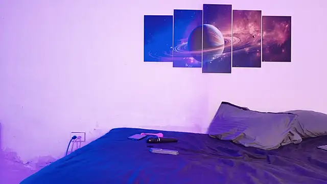 Snapshot of evanandsunny chatting on 11/29/25, 11:41 evanandsunny online show from 11/29/25, 11:41