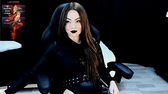 nasty katty  online show from 11/13/25, 09:47