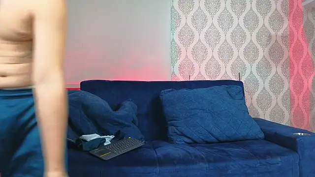 Theskinnyboys online show from 01/09/25, 01:56