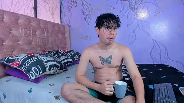 Theskinnyboys online show from 01/14/25, 01:38