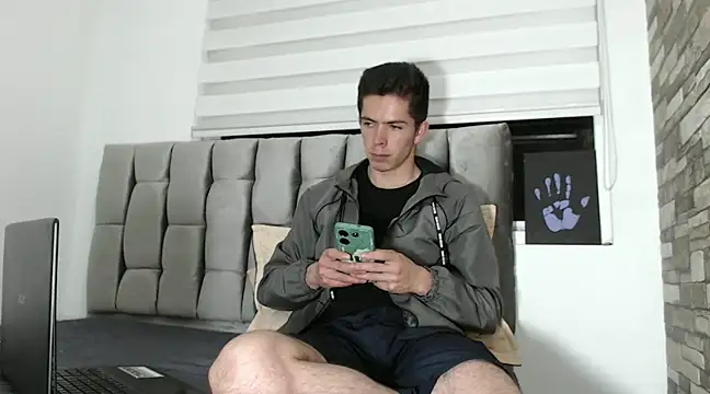 Eliantg online show from 01/12/25, 12:49