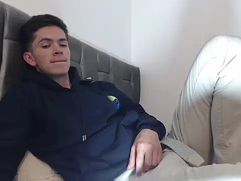 Eliantg online show from 09/13/25, 12:21