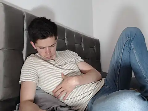 Eliantg online show from 09/19/25, 10:21