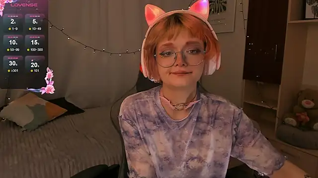 Snapshot of ohliva chatting on 12/10/24, 08:05 ohliva online show from 12/10/24, 08:05