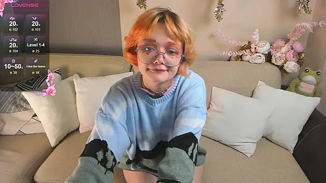 Snapshot of ohliva chatting on 01/15/25, 09:24 ohliva online show from 01/15/25, 09:24