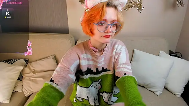 Snapshot of ohliva chatting on 01/25/25, 04:02 ohliva online show from 01/25/25, 04:02