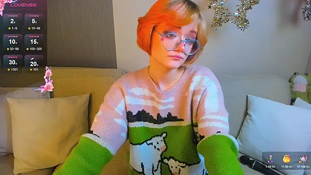 Snapshot of ohliva chatting on 02/06/25, 12:16 ohliva online show from 02/06/25, 12:16