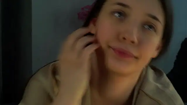 Snapshot of LowOncoming chatting on 02/17/25, 09:13 LowOncoming online show from 02/17/25, 09:13